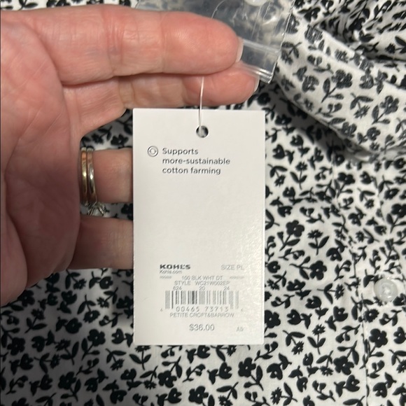 Croft & Barrow Black and White Patterned Button-Up Shirt - Picture 7 of 7